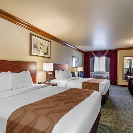 אורורה Quality Inn & Suites Denver Airport - Gateway Park מראה חיצוני תמונה
