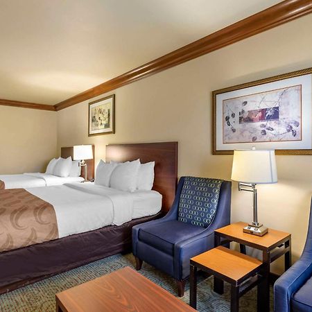 אורורה Quality Inn & Suites Denver Airport - Gateway Park מראה חיצוני תמונה