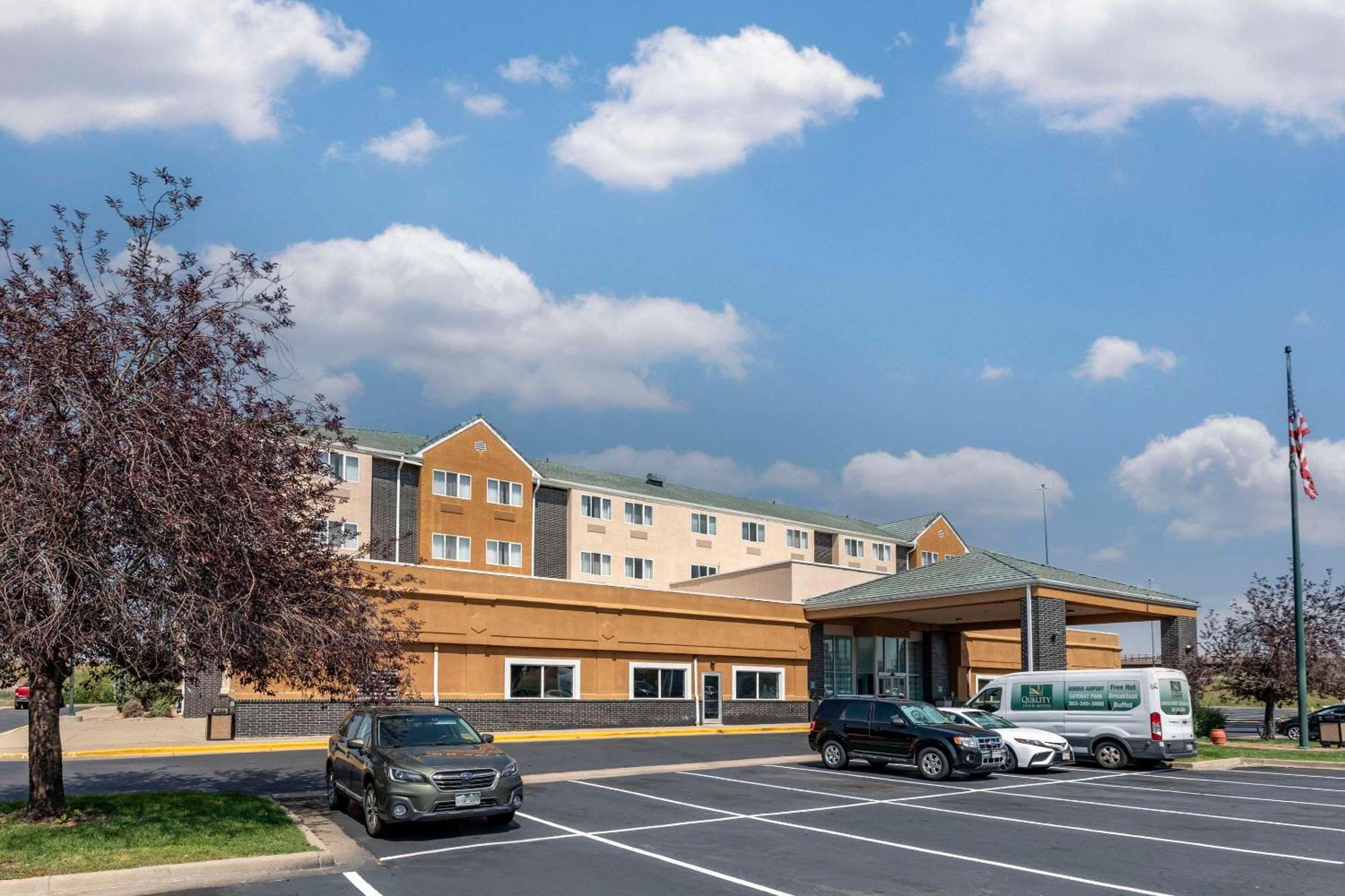 אורורה Quality Inn & Suites Denver Airport - Gateway Park מראה חיצוני תמונה