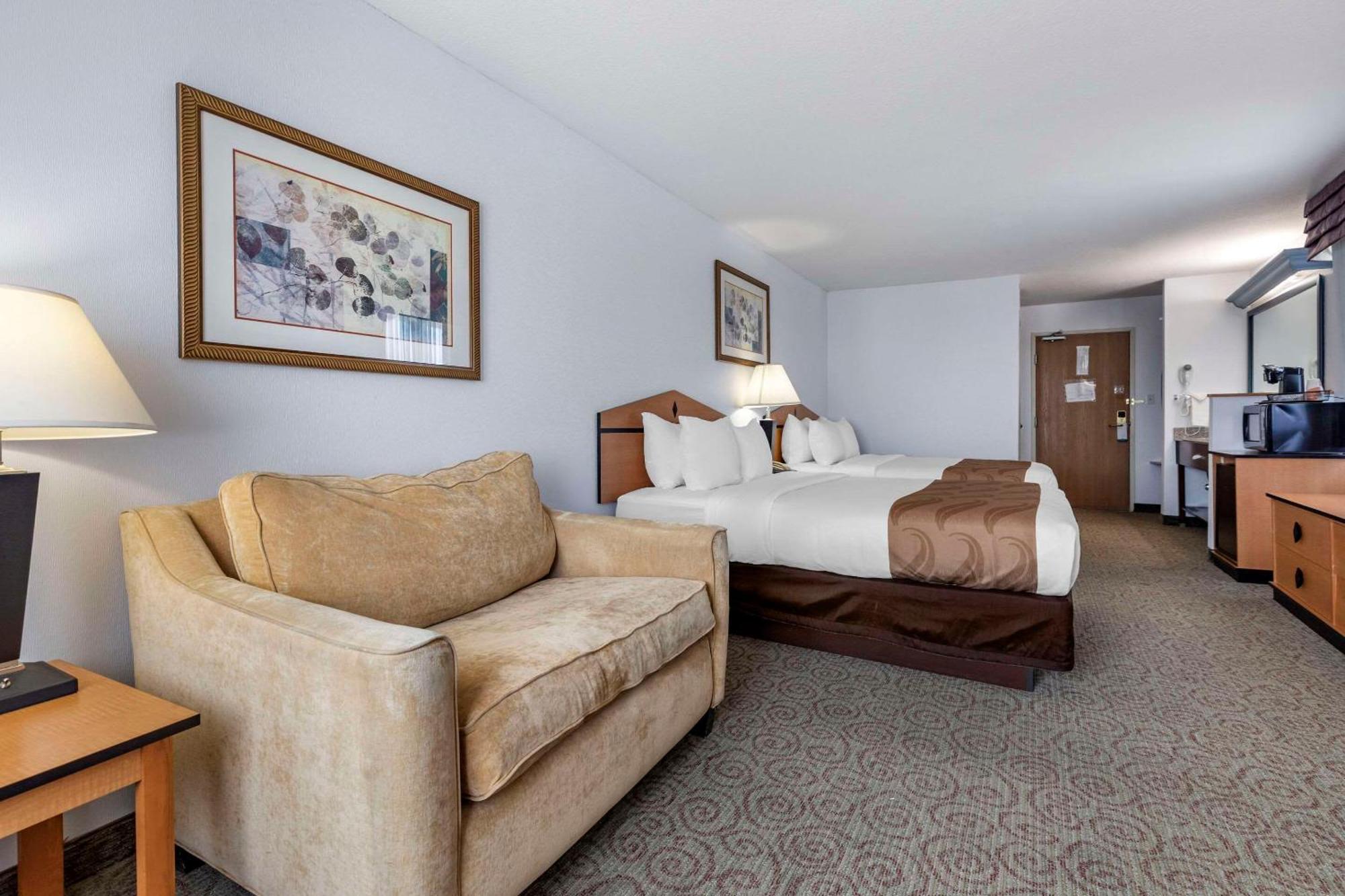 אורורה Quality Inn & Suites Denver Airport - Gateway Park מראה חיצוני תמונה