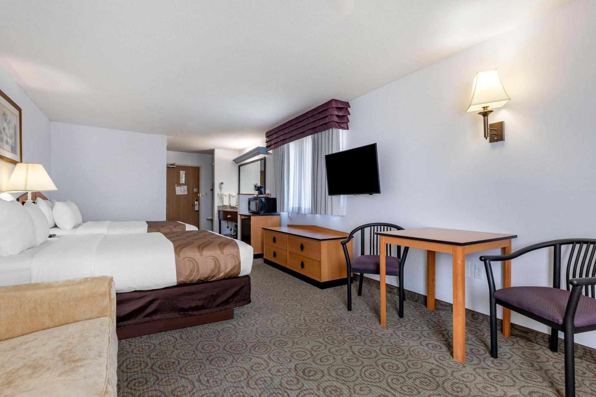 אורורה Quality Inn & Suites Denver Airport - Gateway Park מראה חיצוני תמונה